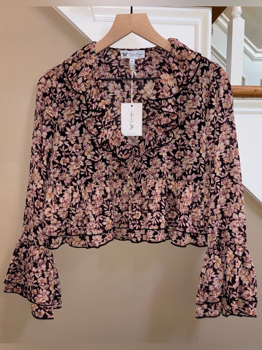 Ruffle Floral Boho Black Bell Sleeve Crop Top size XS Jessica Simpson NWT